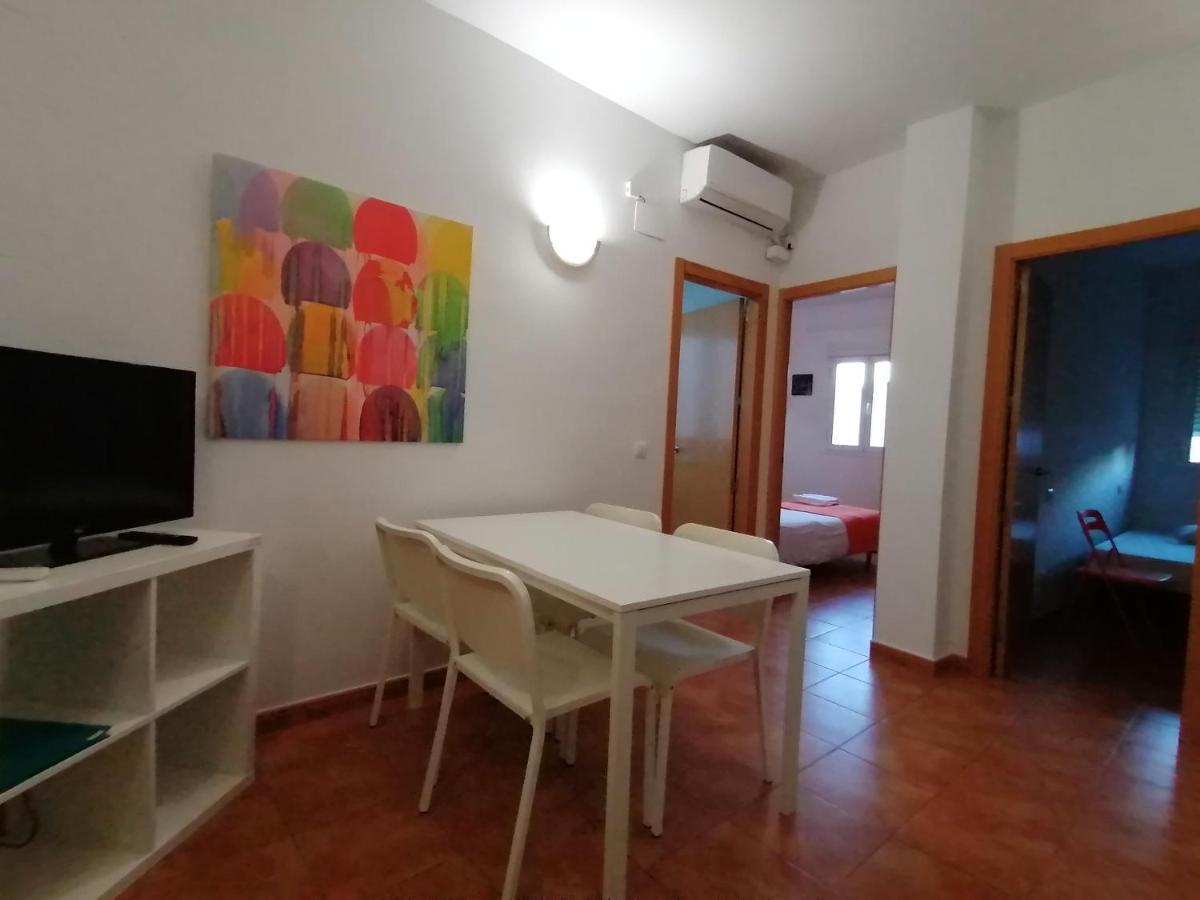 Apartamentos El Puente Madrid Buitenkant foto