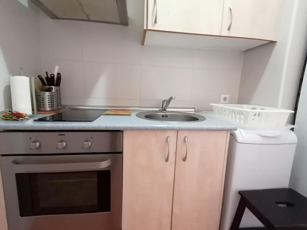 Apartamentos El Puente Madrid Buitenkant foto