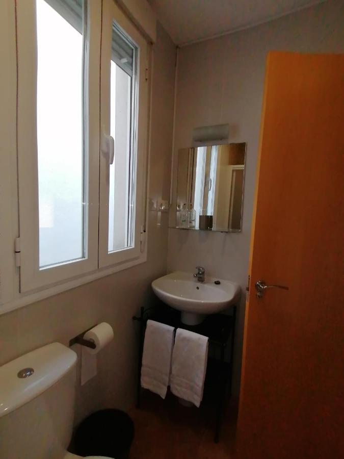 Apartamentos El Puente Madrid Buitenkant foto