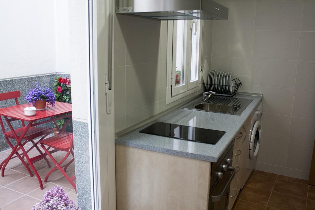 Apartamentos El Puente Madrid Kamer foto