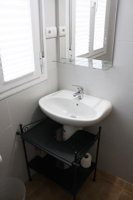Apartamentos El Puente Madrid Kamer foto