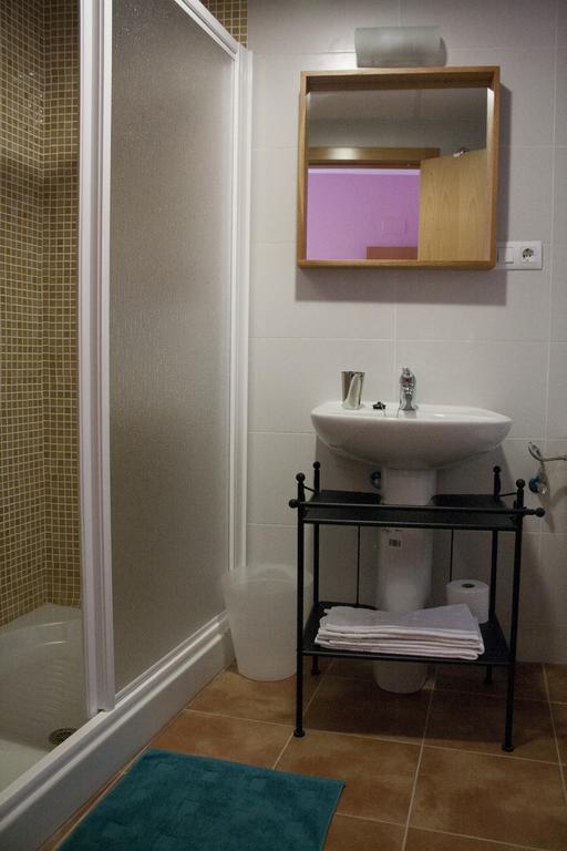 Apartamentos El Puente Madrid Kamer foto